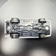 Load image into Gallery viewer, Hot Wheels 2011 '92 Ford Mustang Pearl White #159 HW Racing 9/10