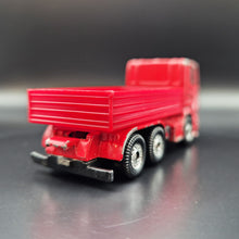 Load image into Gallery viewer, Siku 0828 Recycling Transport Truck (Scania Style) Red