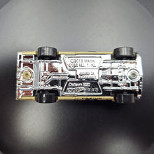 Load image into Gallery viewer, Hot Wheels 2022 Datsun 620 Olive Nightburnerz 5 Pack Exclusive
