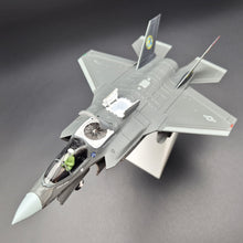 Load image into Gallery viewer, 2009 Lockheed Martin F-35B Lightning II US Marines Die Cast Plane 1:72