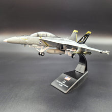 Load image into Gallery viewer, 2005 Boeing FA-18F Super Hornet US Navy Die Cast Plane 1:100
