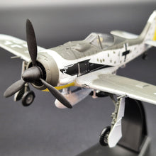 Load image into Gallery viewer, 1944 Luftwaffe Focke-Wulf FW 190 A-8 Fighter 1:72 Die Cast Plane