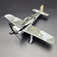 Load image into Gallery viewer, 1944 Luftwaffe Focke-Wulf FW 190 A-8 Fighter 1:72 Die Cast Plane