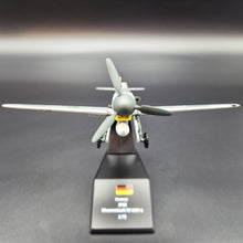 Load image into Gallery viewer, 1942 German Air Force Messerschmitt Bf109F-4 Grey 1:72 Fighter Die Cast Plane