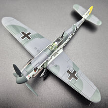 Load image into Gallery viewer, 1942 German Air Force Messerschmitt Bf109F-4 Grey 1:72 Fighter Die Cast Plane