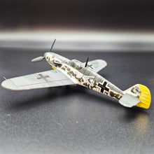 Load image into Gallery viewer, 1942 German Air Force Messerschmitt Bf109F-4 Grey 1:72 Fighter Die Cast Plane