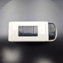 Load image into Gallery viewer, Matchbox 2022 '09 International eStar White/Green MBX Electric Drivers 5 Pack