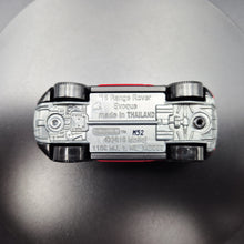Load image into Gallery viewer, Matchbox 2020 2015 Range Rover Evoque Red #31 MBX City