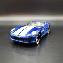 Load image into Gallery viewer, Matchbox 1993 Sunburner Blue #41 Matchbox 1-75 - Rare