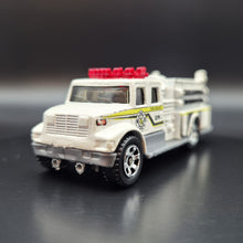 Load image into Gallery viewer, Matchbox 2009 International Pumper White #59 Emergency Response 5/8