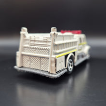 Load image into Gallery viewer, Matchbox 2009 International Pumper White #59 Emergency Response 5/8