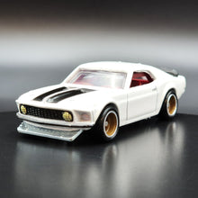 Load image into Gallery viewer, Hot Wheels 2023 '69 Ford Mustang Boss 302 White Fast and Furious Premium