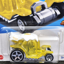 Load image into Gallery viewer, Hot Wheels 2024 Dessert Drifter Translucent Yellow #162 Fast Foodie 2/5 New Long Card
