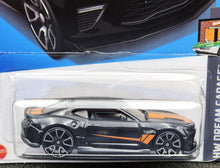 Load image into Gallery viewer, Hot Wheels 2024 '18 Camaro SS Black #32 HW Dream Garage 2/5 New Long Card