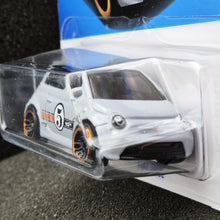 Load image into Gallery viewer, Hot Wheels 2024 Fiat 500e Grey #22 Compact Kings 2/5 New Long Card
