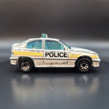 Load image into Gallery viewer, Matchbox 1992 Vauxhall Astra GTE/Opel Kadett GSi White #8 Matchbox 1-75 Series