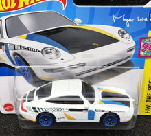 Load image into Gallery viewer, Hot Wheels 2024 '96 Porsche Carrera White #174 HW: The '90s 1/10 New
