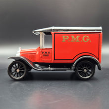 Load image into Gallery viewer, Matchbox 1995 No.4 PMG Ford Model T Red Heritage Transport Series