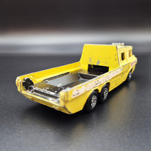 Load image into Gallery viewer, Matchbox 1974 Racing Car Transporter K-7 Yellow Super Kings