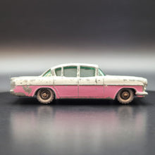 Load image into Gallery viewer, Matchbox Lesney 1963 1958 Vauxhall Cresta 22-B Grey #22 Matchbox Series - Rare