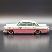 Load image into Gallery viewer, Matchbox Lesney 1963 1958 Vauxhall Cresta 22-B Grey #22 Matchbox Series - Rare