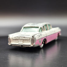 Load image into Gallery viewer, Matchbox Lesney 1963 1958 Vauxhall Cresta 22-B Grey #22 Matchbox Series - Rare