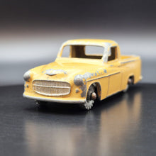 Load image into Gallery viewer, Matchbox Lesney 1958 Commer Pick-up Mk VIII Tan #50 Matchbox Series