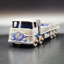 Load image into Gallery viewer, Matchbox Lesney 1959 ERF 68G Truck Blue #20 Matchbox Series