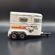 Load image into Gallery viewer, Matchbox 1991 Pony Trailer White #7 Motorcity Set Loose