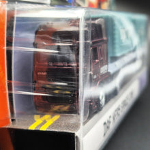 Load image into Gallery viewer, Matchbox 2008 DAF XF95 Space Cab Container Truck Dark Red MB Convoy MB8198