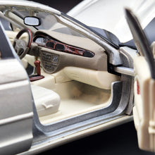 Load image into Gallery viewer, Maisto 1999 Jaguar S-Type #31865 Light Gold 1:18 Die Cast Car