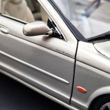 Load image into Gallery viewer, Maisto 1999 Jaguar S-Type #31865 Light Gold 1:18 Die Cast Car