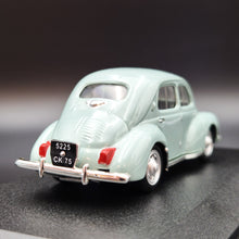 Load image into Gallery viewer, Universal Hobbies 2005 1947 Renault 4CV Light Green 1:43 Renault Collection Die Cast Car