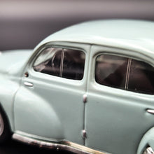 Load image into Gallery viewer, Universal Hobbies 2005 1947 Renault 4CV Light Green 1:43 Renault Collection Die Cast Car