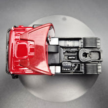 Load image into Gallery viewer, Maisto 2002 Mercedes-Benz Actros 1843 Dark Red 1:50 Die Cast Truck