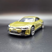 Load image into Gallery viewer, Hot Wheels 2024 Audi RS E-tron GT Green #36 HW Green Speed 4/10