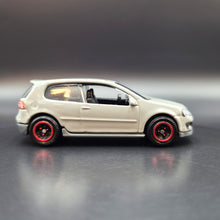 Load image into Gallery viewer, Matchbox 2017 Volkswagen Golf V GTI Grey #118 MBX Explorers