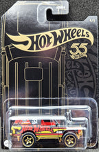 Load image into Gallery viewer, Hot Wheels 2023 Range Rover Classic Matte Black 55th Anniversary Black & Yellow Series 4/6 New