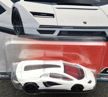 Load image into Gallery viewer, Hot Wheels 2023 Lamborghini Countach LPI 800-4 White Hot Wheels Spettacolare Car Culture 4/5 New