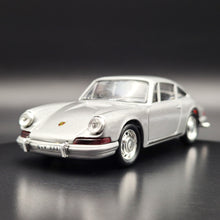 Load image into Gallery viewer, Vitesse 1964 Porsche 911S Coupe Silver #016 1:43 Die Cast Model