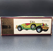 Load image into Gallery viewer, Matchbox 1931 Stutz Bearcat Green Models Of Yesteryear Y14