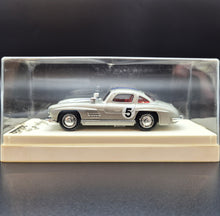 Load image into Gallery viewer, Solido Age D'or 1954 Mercedes 300 SL Coupe Gran Prix Silver #4503 1:43 Die Cast Model