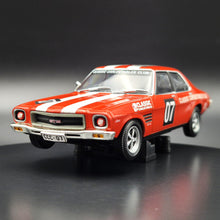 Load image into Gallery viewer, Classic Carlectables 1972 Holden HQ GTS Monaro Tangerine 2007 Carlectables Club Car 1:43 Die Cast Model
