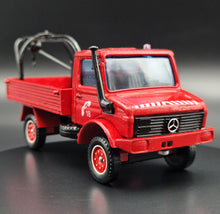Load image into Gallery viewer, Solido 1985 Mercedes-Benz Unimog Fire Dept Tow Truck Red #2134 Toner Gam I 1:50 Die Cast Model