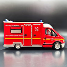 Load image into Gallery viewer, Bburago Renault Master - Fire & Rescue Service Vehicle Red #18-32004 1:50 Die Cast Van