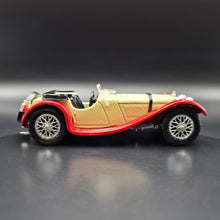 Load image into Gallery viewer, Solido Age D'or 1938 Jaguar SS 100 Roadster Cream #4002 1:43 Die Cast Model