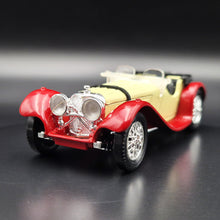 Load image into Gallery viewer, Solido Age D'or 1938 Jaguar SS 100 Roadster Cream #4002 1:43 Die Cast Model
