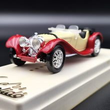 Load image into Gallery viewer, Solido Age D'or 1938 Jaguar SS 100 Roadster Cream #4002 1:43 Die Cast Model