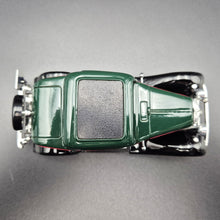 Load image into Gallery viewer, Superior Sunnyside 1932 Ford 3-Window Coupe Dark Green 1:30 SS 5744 Die Cast Model - Rare