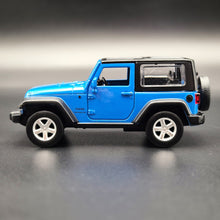 Load image into Gallery viewer, MSZ 2014 Jeep Wrangler Blue 1:43 Die Cast Car